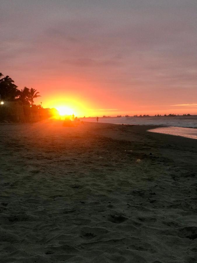 Casa Mancora Guesthouse エクステリア 写真
